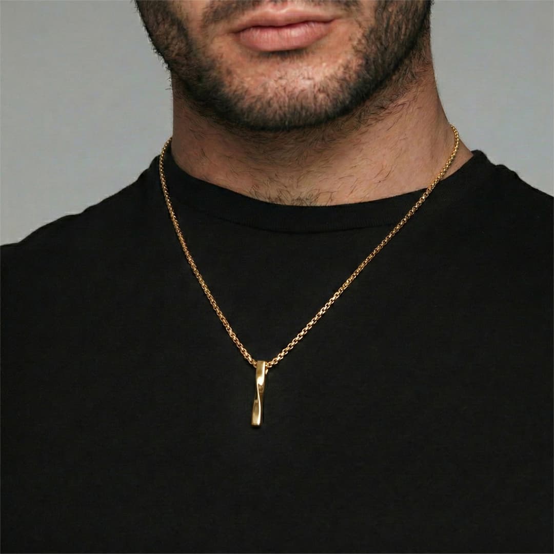 Collar Minimalista Barra Giratoria en Acero Inoxidable detail 1